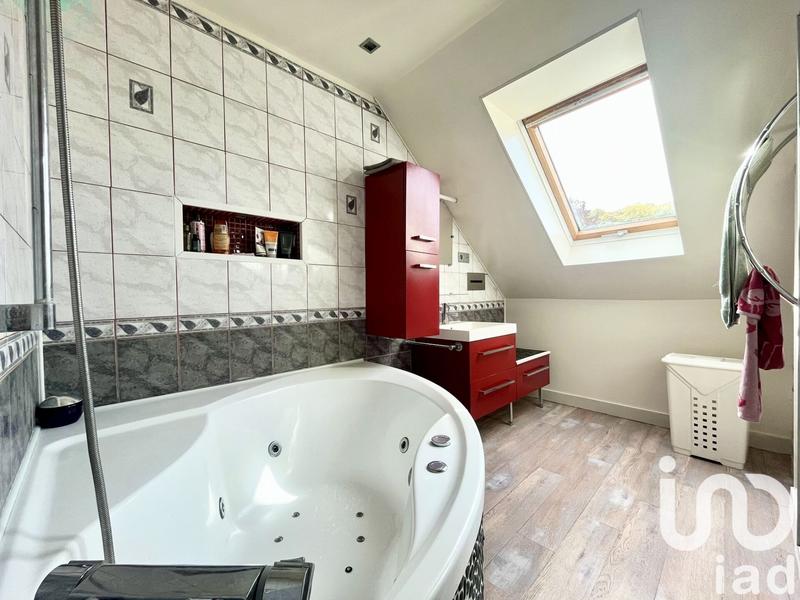 Maison - 142 m² - 4 pièces