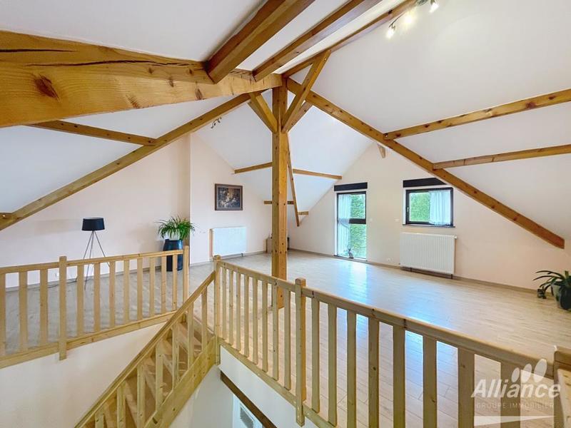 Maison - 206 m² - 7 pièces