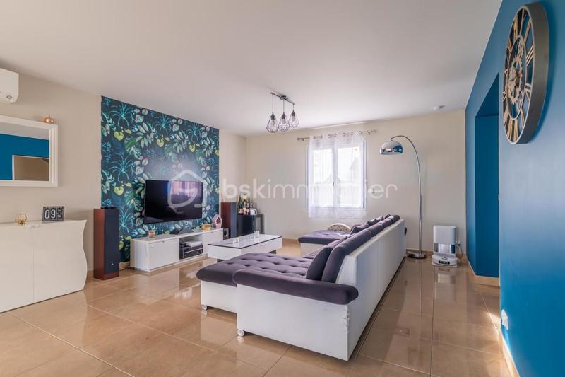 Maison traditionnelle - 156 m² - 5 pièces