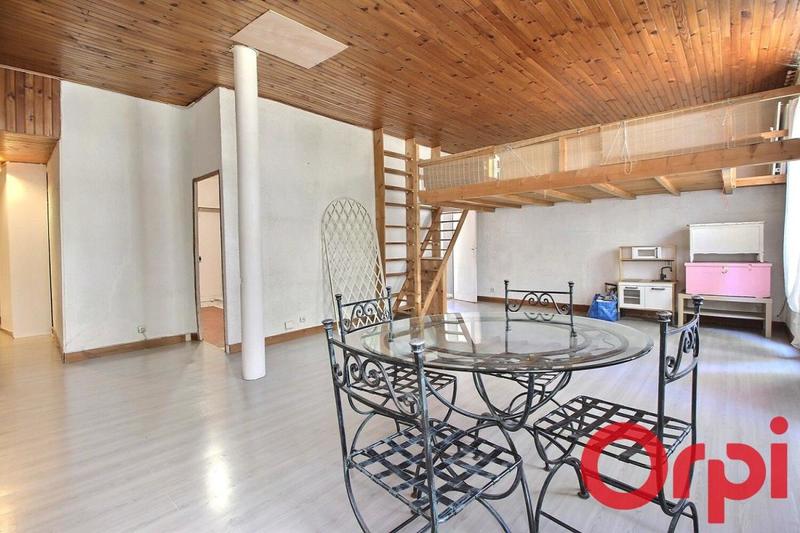 Appartement - 82 m² - 3 pièces