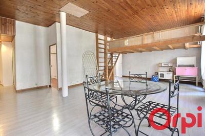 Appartement - 82 m² - 3 pièces