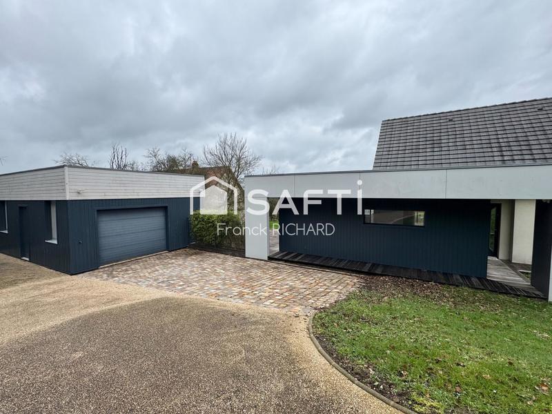 Maison - 145 m² - 6 pièces