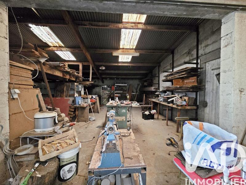 Maison - 377 m² - 10 pièces