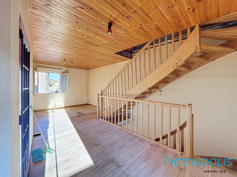 Maison - 90 m² - 3 pièces