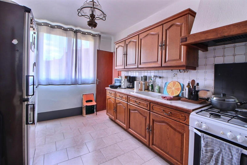 Appartement - 65 m² - 2 pièces