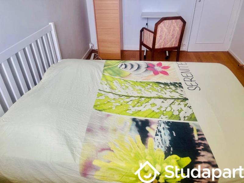 Chambre - 12 m² - 1 pièce