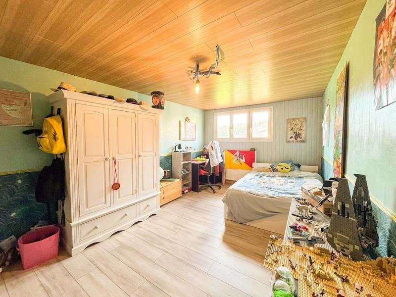 Maison - 271 m² - 7 pièces