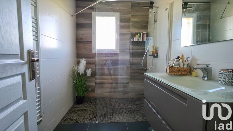 Maison - 98 m² - 5 pièces