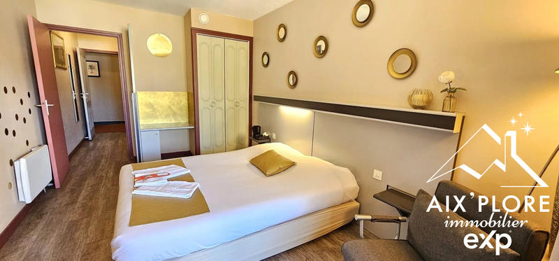 Fonds de commerce - 2 000 m²