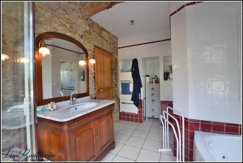 Maison - 194 m² - 5 pièces