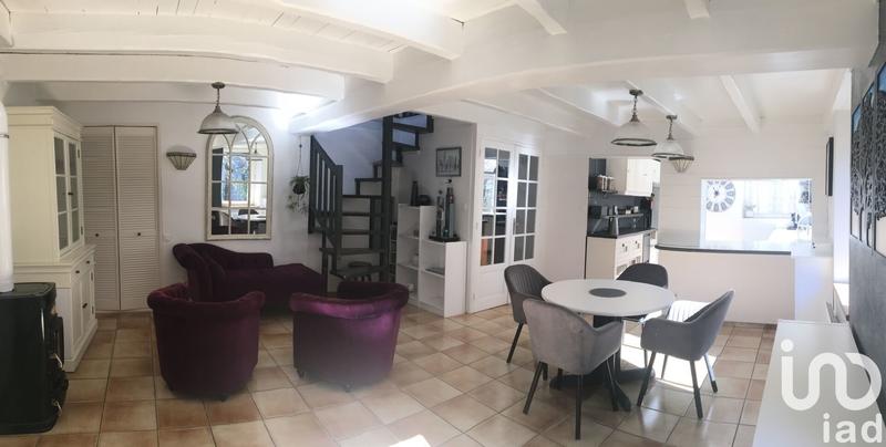 Maison - 166 m² - 10 pièces