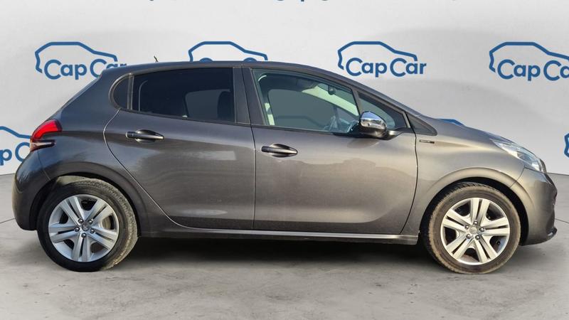 Peugeot 208 I 1.2 PureTech 82 Signature