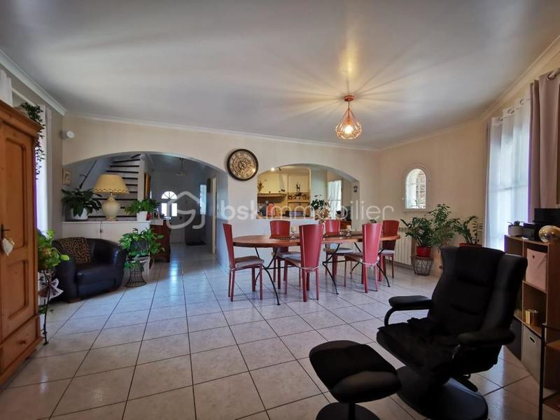 Villa - 151 m² - 6 pièces