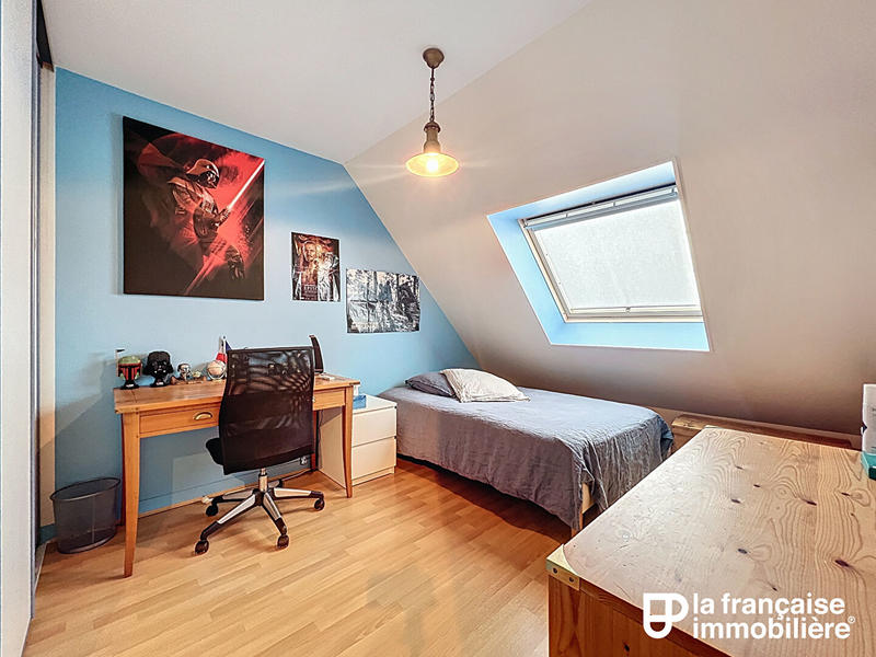 Maison - 168 m² - 8 pièces