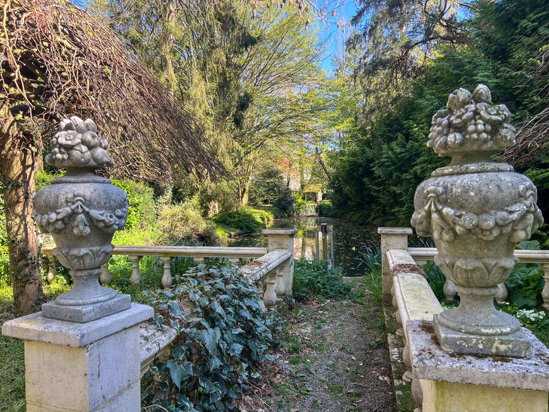 Manoir - 245 m² - 8 pièces