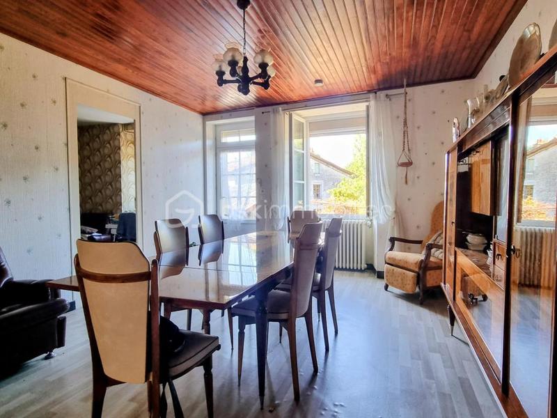 Maison en pierre - 121 m² - 6 pièces