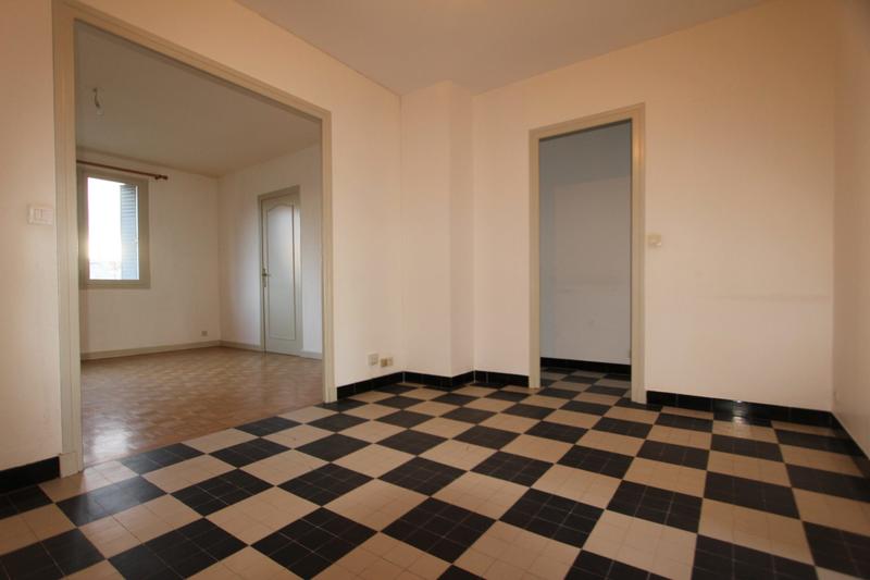 Appartement - 97 m² - 5 pièces