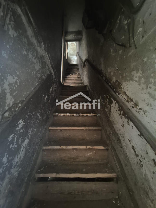 Maison - 80 m² - 5 pièces