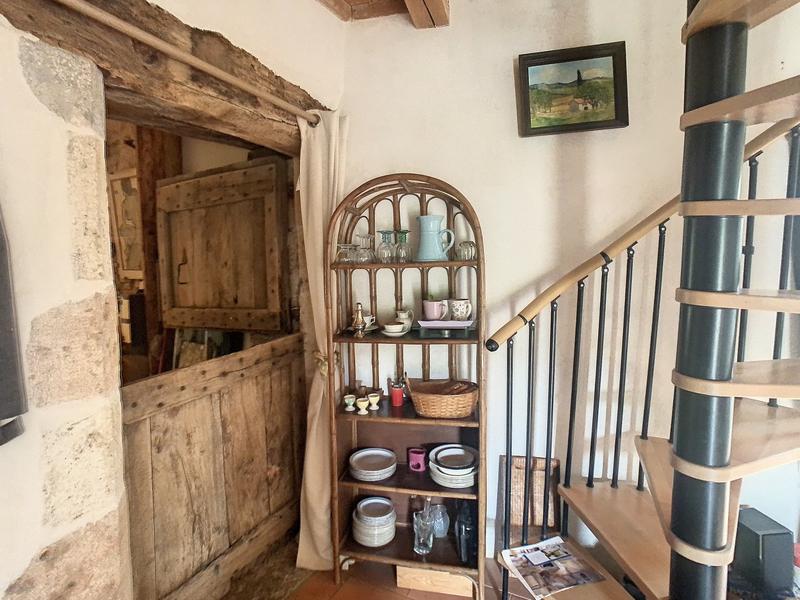 Maison - 300 m² - 7 pièces