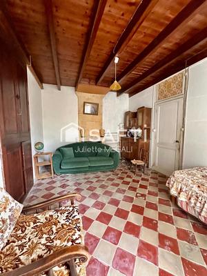 Maison - 90 m² - 3 pièces