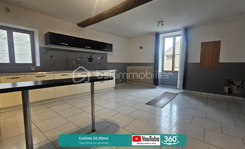 Maison traditionnelle - 226 m² - 7 pièces