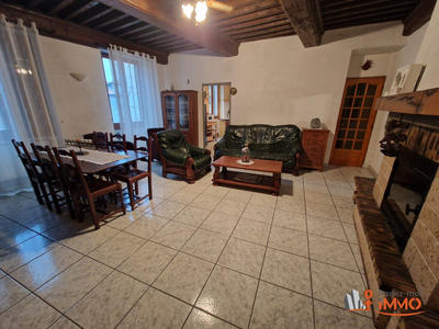 Appartement - 98 m² - 3 pièces