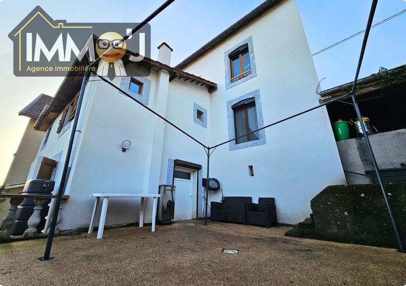 Maison - 95 m² - 6 pièces