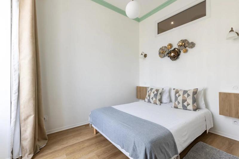 Hôtel particulier - 265 m² - 8 pièces