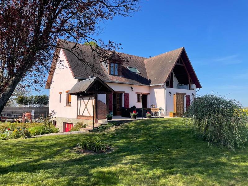 Maison - 171 m² - 6 pièces