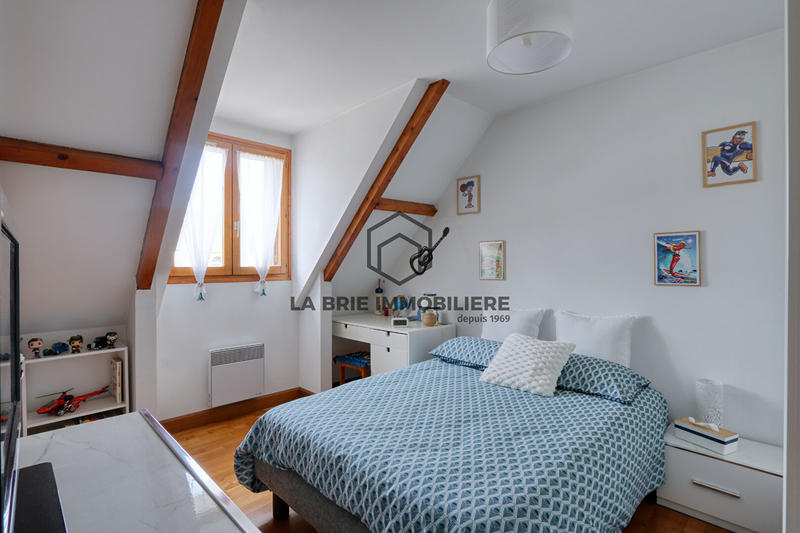 Maison - 103 m² - 5 pièces