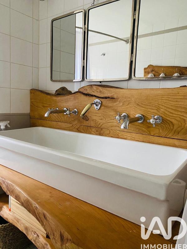 Maison - 181 m² - 8 pièces