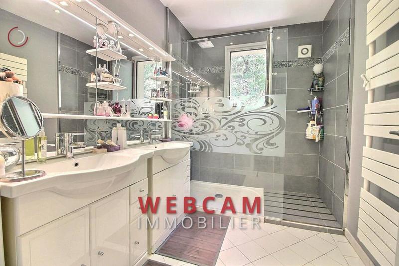 Maison - 146 m² - 5 pièces