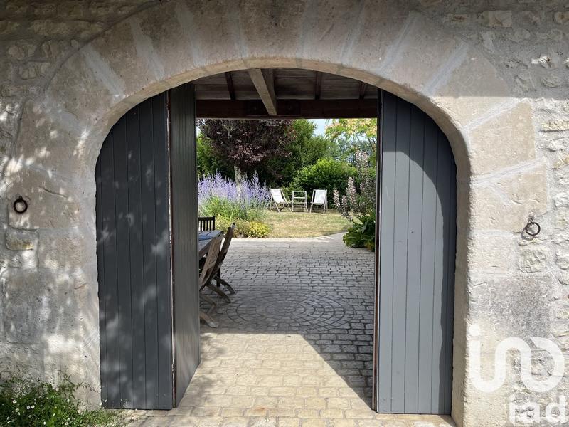 Maison - 292 m² - 10 pièces