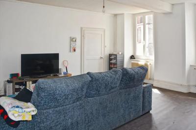 Maison - 200 m² - 7 pièces