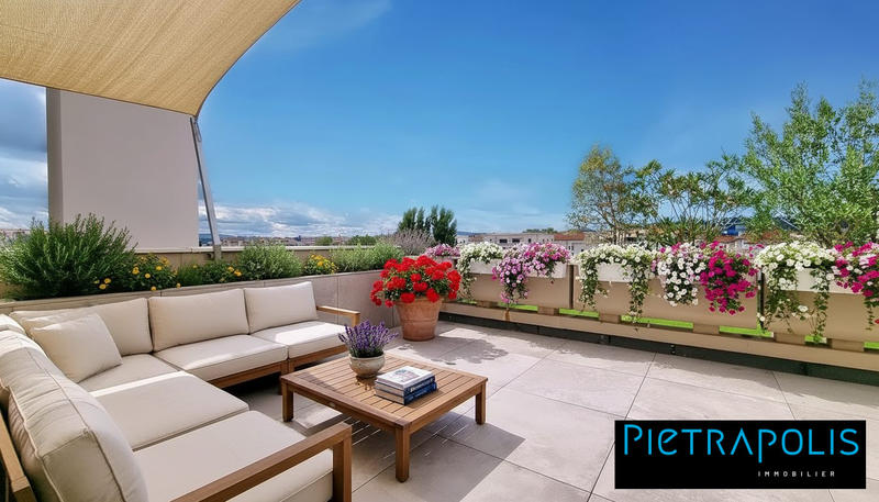 Appartement - 121 m² - 5 pièces