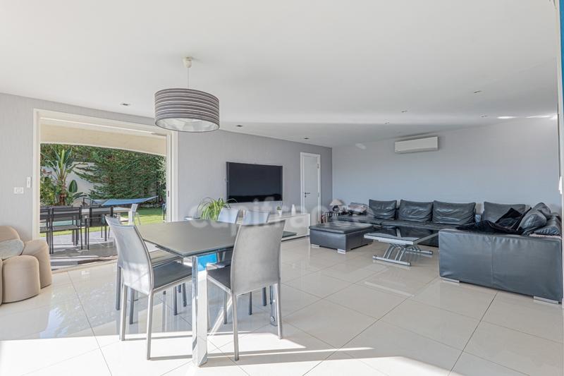 Villa - 138 m² - 4 pièces