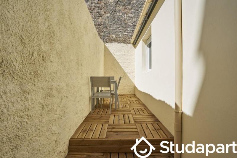 Chambre - 9 m² - 1 pièce