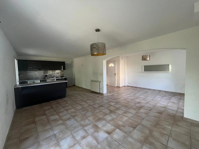 Villa - 90 m² - 4 pièces