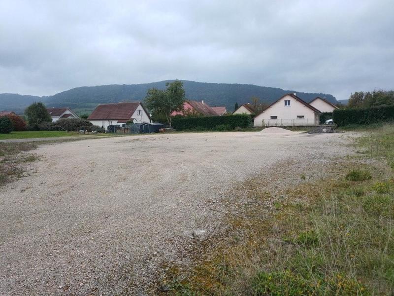 Terrain - 1 823 m²