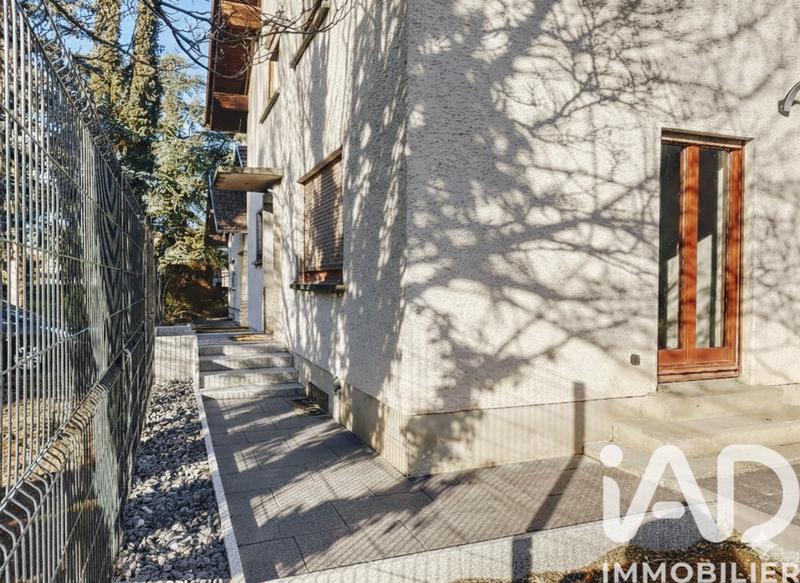 Maison - 123 m² - 5 pièces