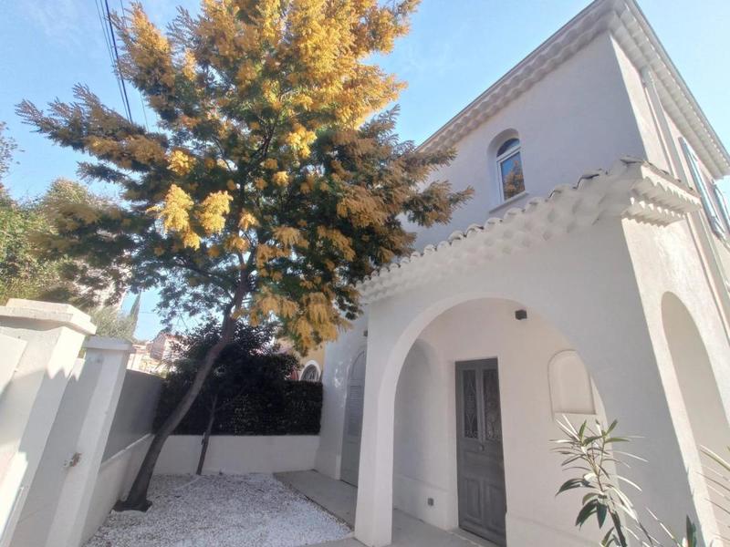 Maison bourgeoise - 135 m² - 7 pièces