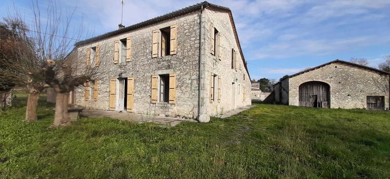 Maison - 200 m² - 6 pièces