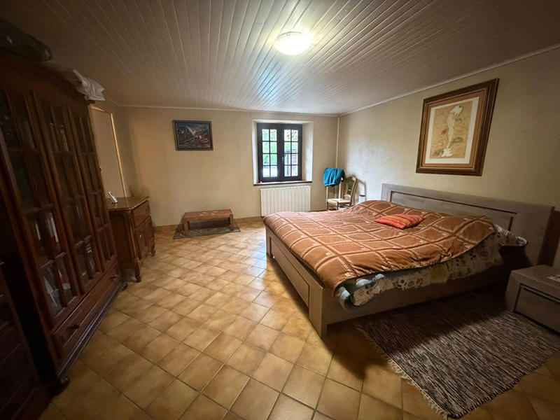 Maison - 196 m² - 7 pièces