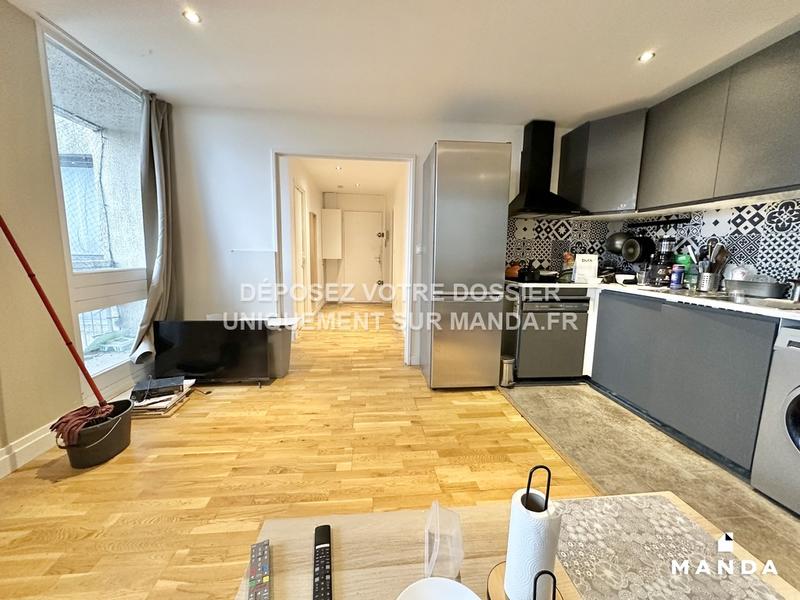 Chambre - 11 m² - 5 pièces