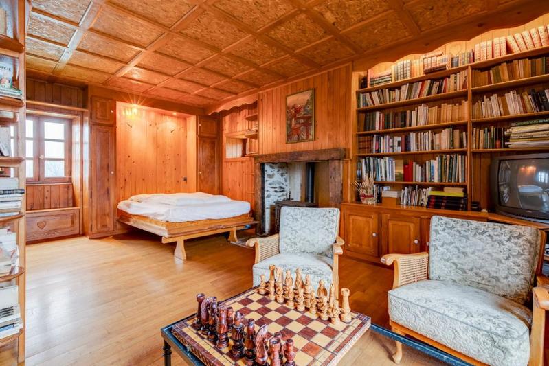 Maison - 285 m² - 12 pièces