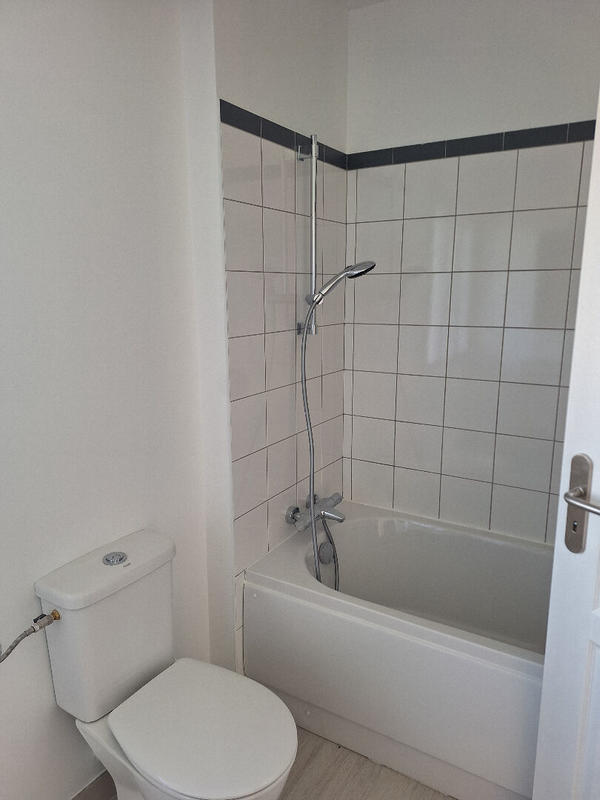 Maison - 104 m² - 4 pièces