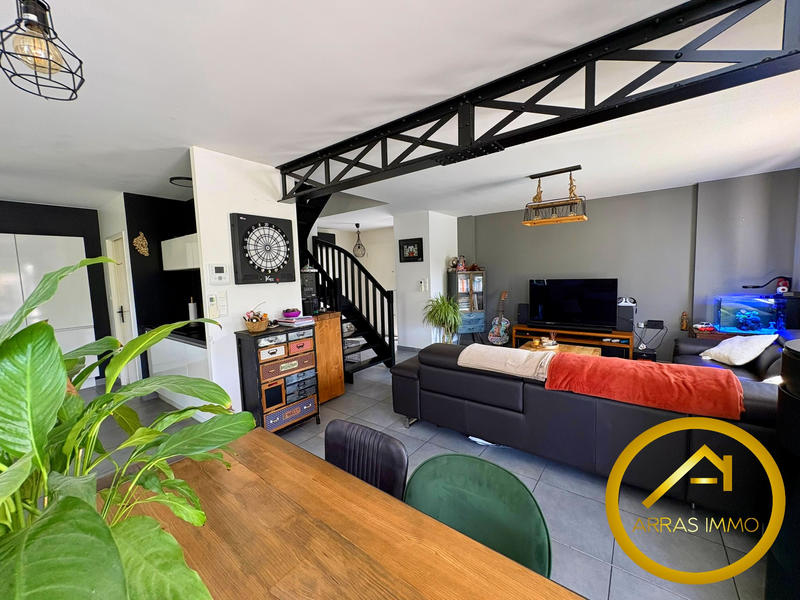 Maison - 112 m² - 7 pièces