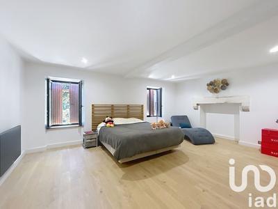 Maison - 261 m² - 6 pièces