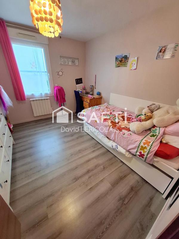 Maison - 383 m² - 22 pièces