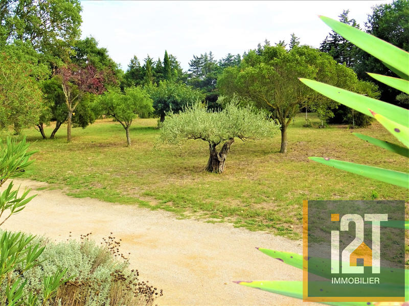 Mas - 220 m² - 7 pièces